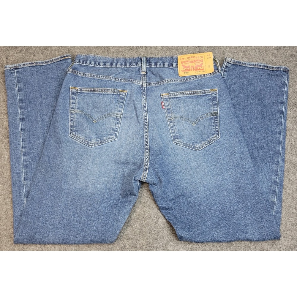 Levis 501 Jeans Mens 33x30 Blue Denim Red Tab Button Fly Y2K Classic Americana